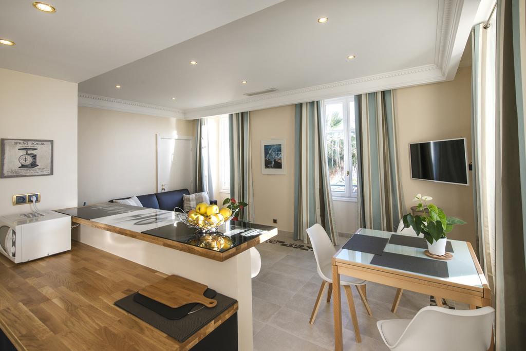 Apartment - Promenade Des Anglais Ницца Номер фото